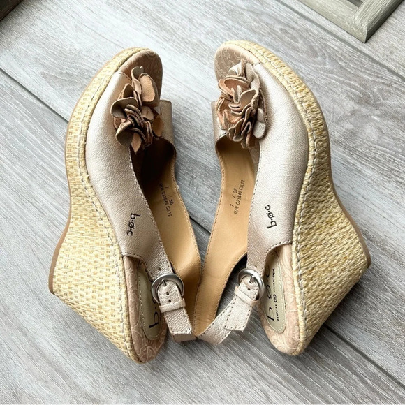 BOC Born  Concept Blossom Espadrilles Leather Wedge Heels Sandals in Champagne - Picture 13 of 15